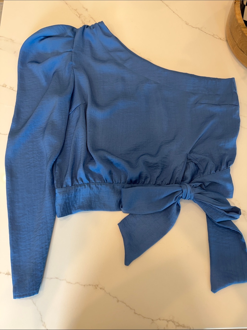 Glam one sleeve puff blouse size medium
